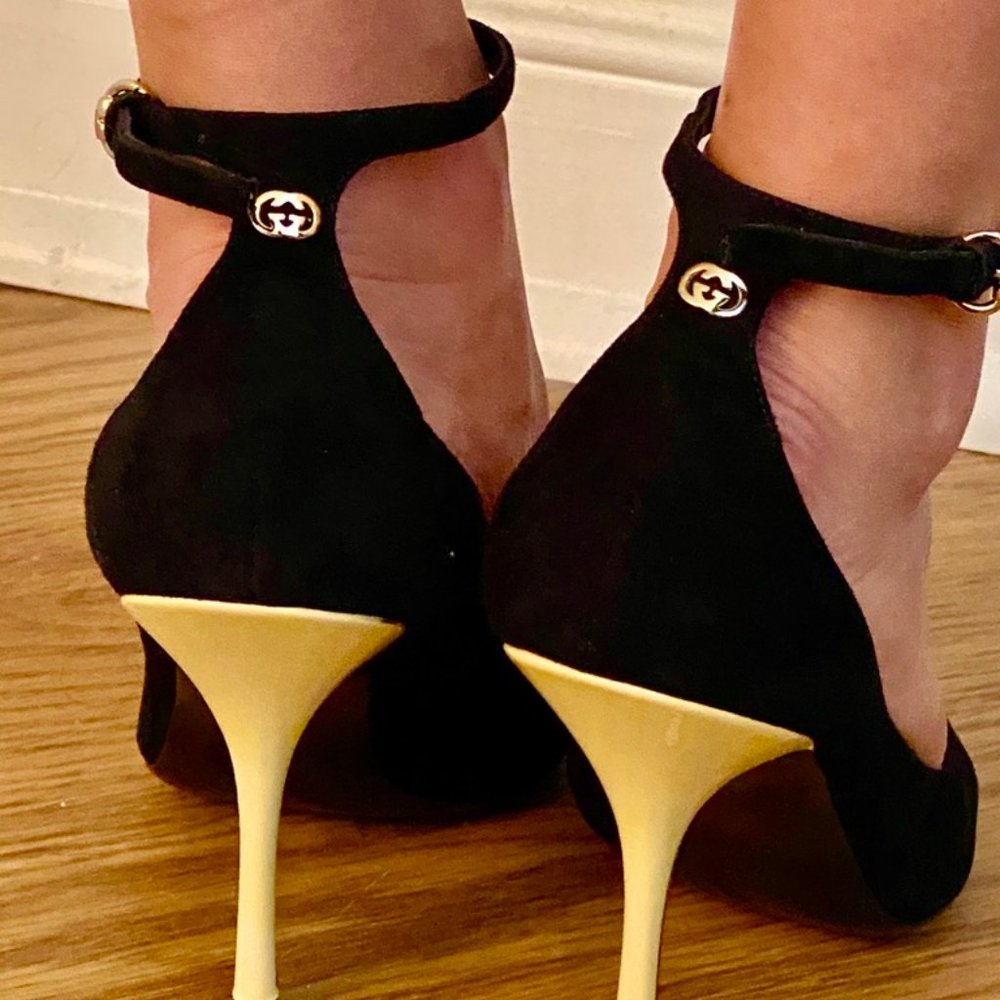 *SOLD* GUCCI Black Ankle Strap Suede Sandals